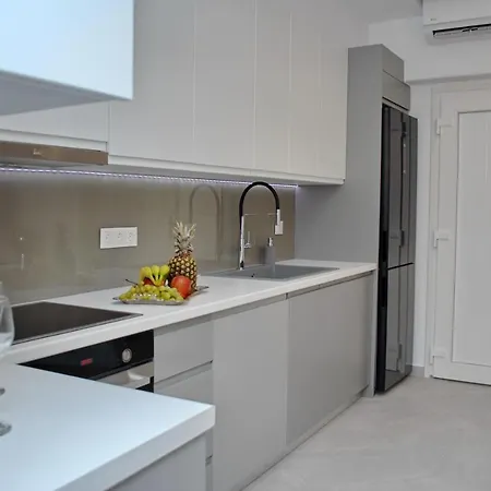 Διαμέρισμα Charonia Naxos City